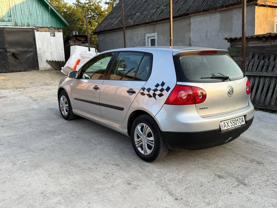 Продам Авто Гольф 5 1.4 бензиг