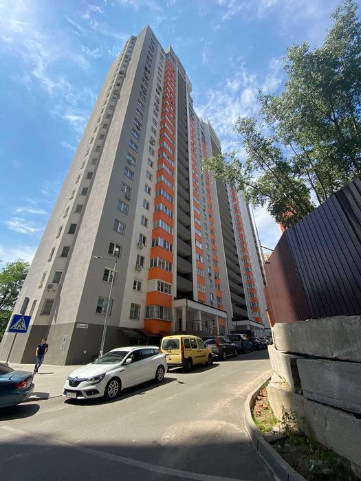 Квартира біля метро Васильківська після будівеьників