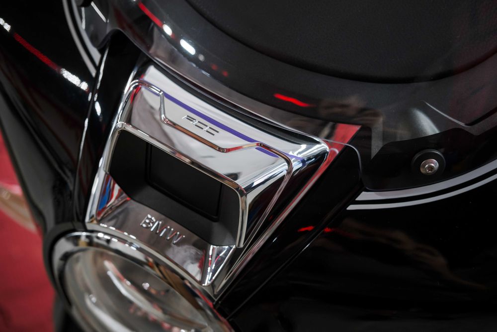 BMW R18 із Японії