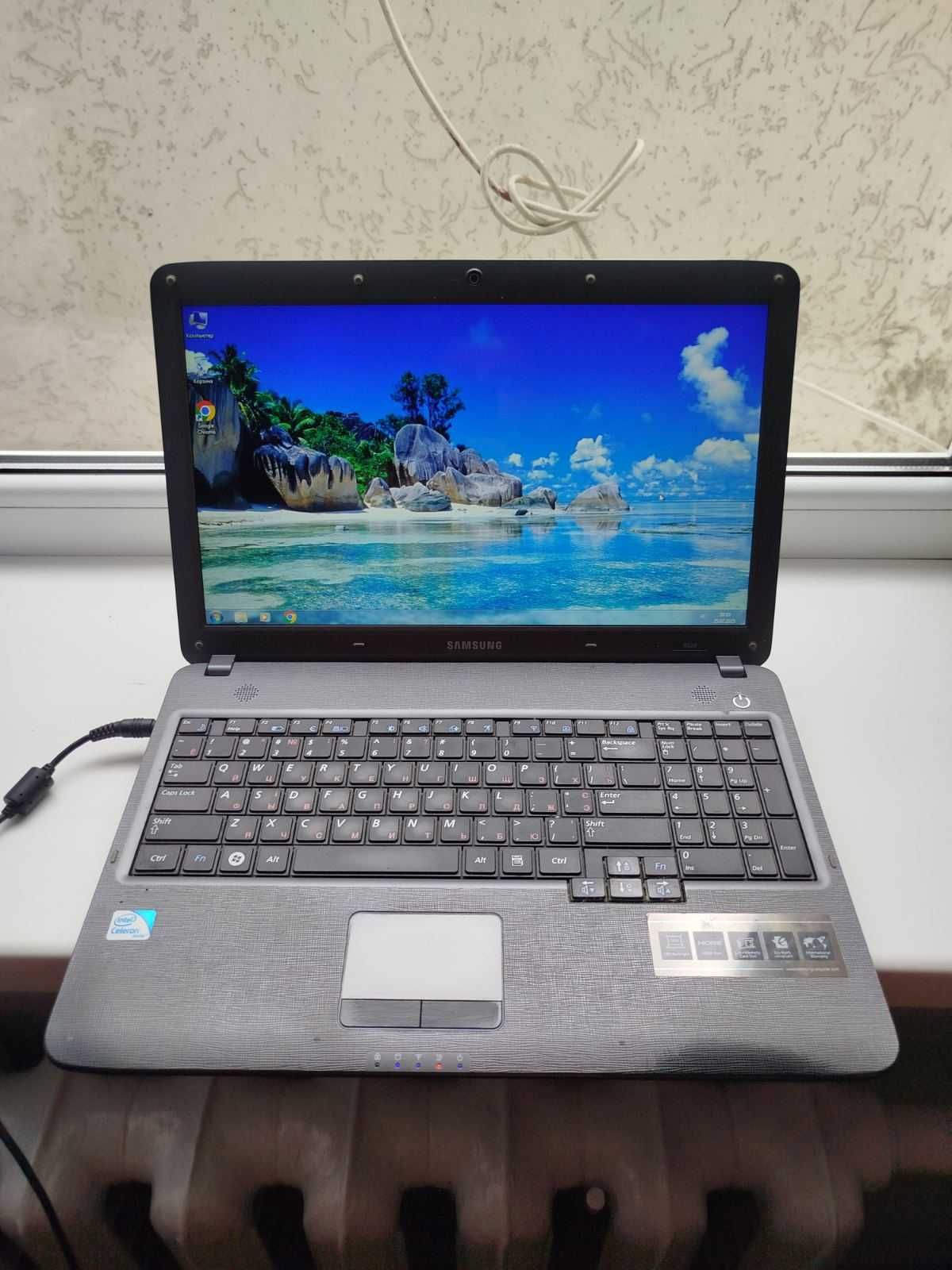 Ноутбук Samsung R528 15.6