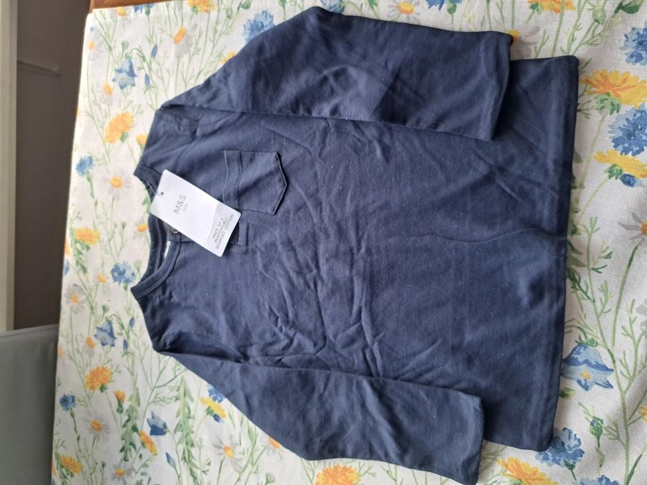 Nowa z metką bluzka 98