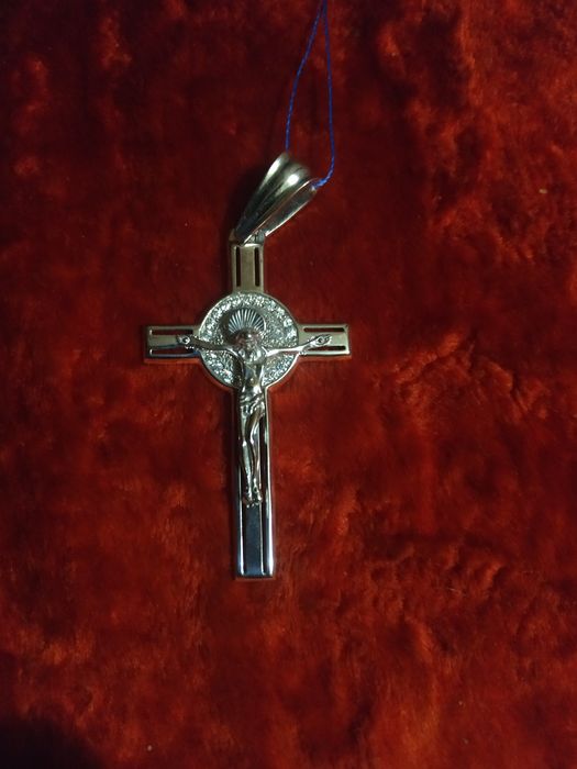 Серебряный крестик