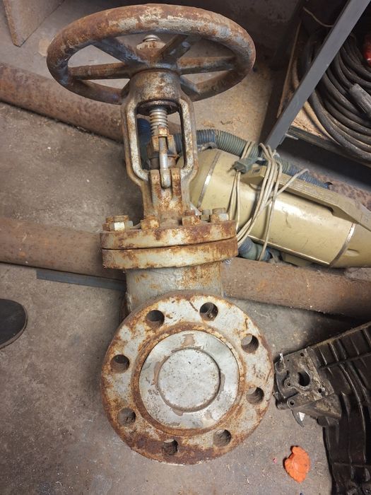 Задвижка - зроблено в румунії