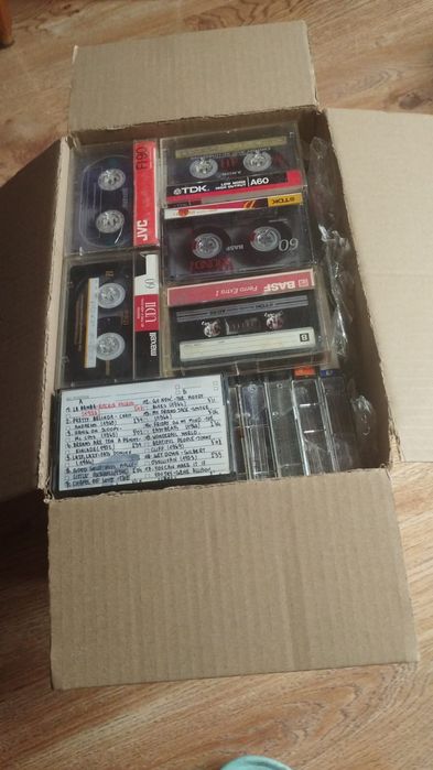 94 kasety magnetofonowe różne