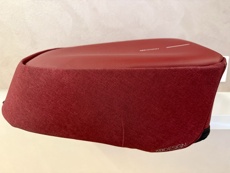 Рюкзак-антизлодій XD Design Bobby Hero Small Red (орігінал)