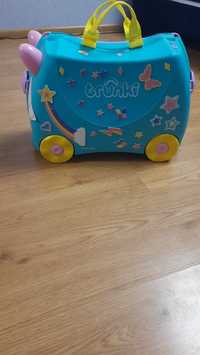Продам детский дорожный чемодан на колёсиках