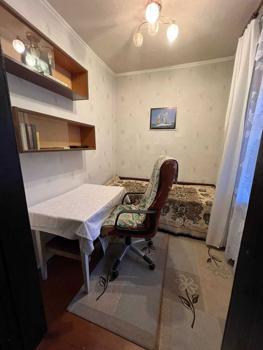 Продам будинок на 12 кварталі, зручна локація