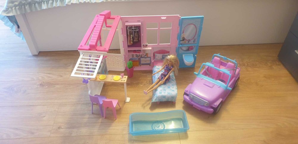 Barbie plażowy jeep przytulny domek z basenem