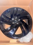 Vendo jantes e pneu semi novos range rover evoque