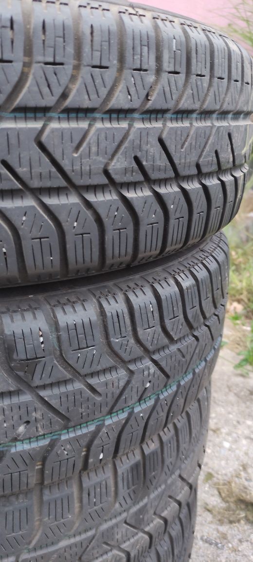 Opony zimowe 185/65/15 Pirelli PN