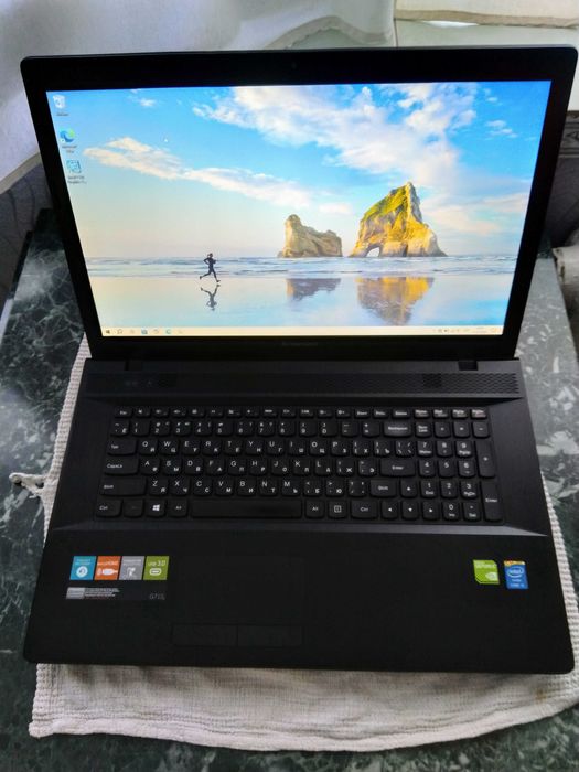 Ноутбук Lenovo G710 з відеокартою NVIDIA 2 Gb + монітор Samsung 24''