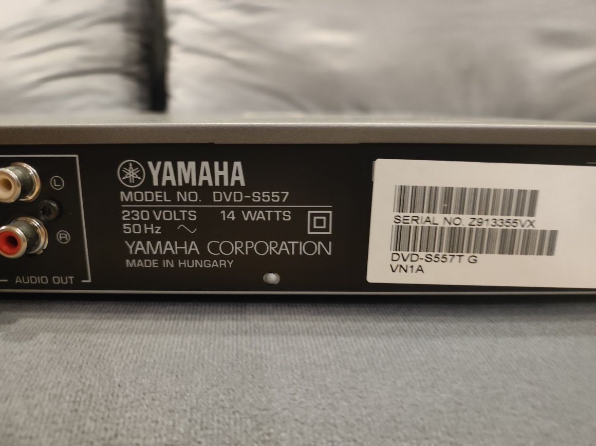 DVD- S 557 Yamaha