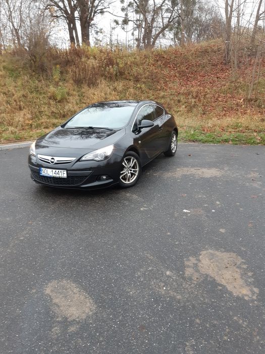 Opel Astra GTC 1.6 turbo 180 KM IDS+