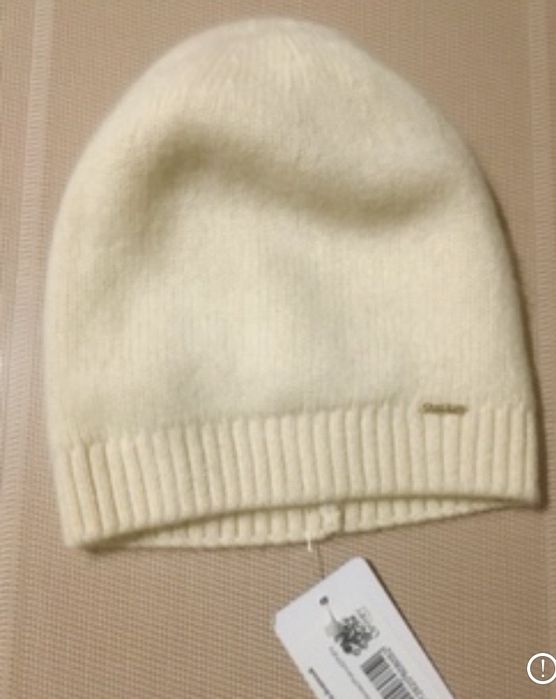 Жіноча ангорова шапка, нова