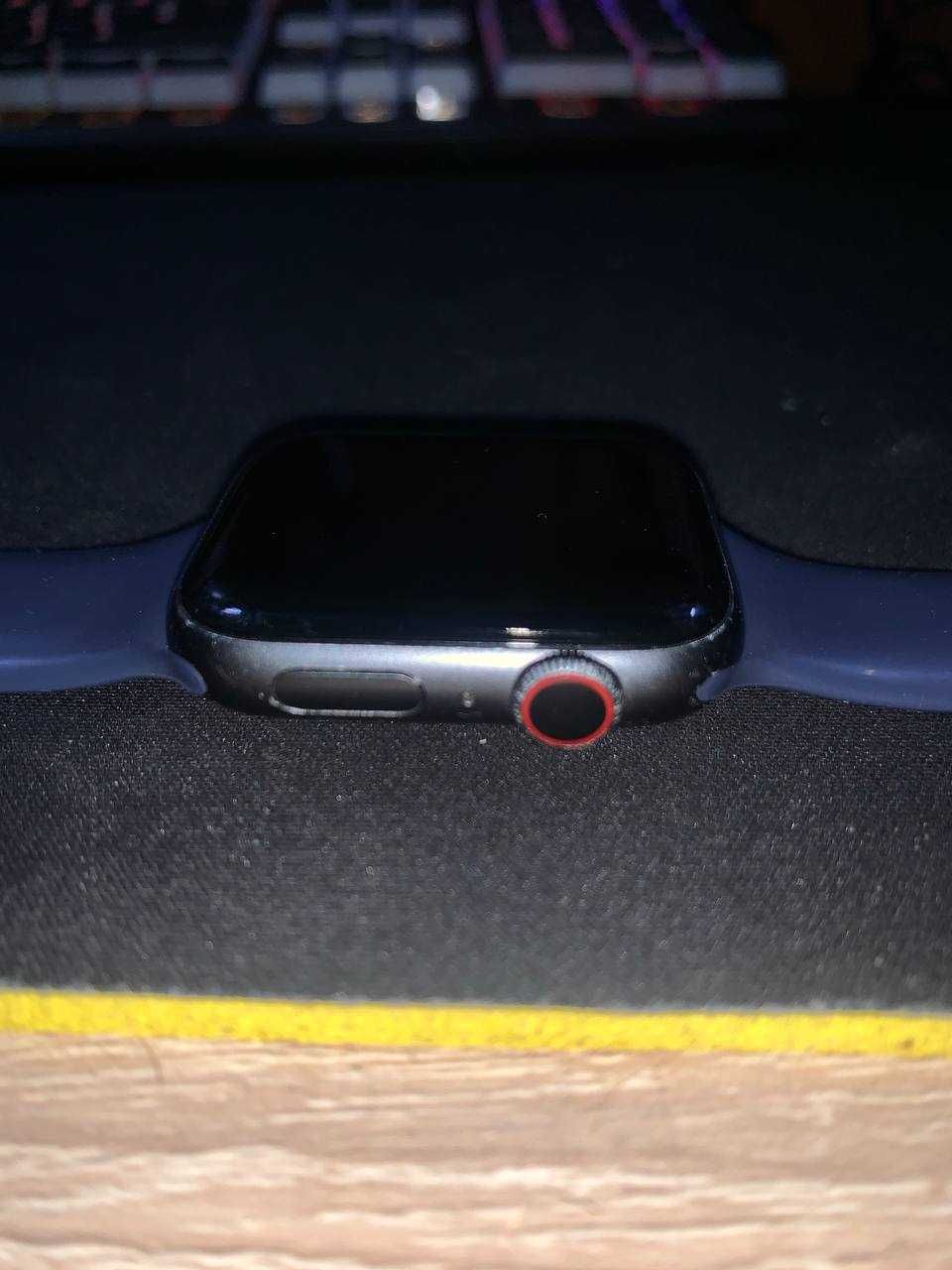 Apple watch 4 44m GPS + LTE Акум. 90% Space Grey