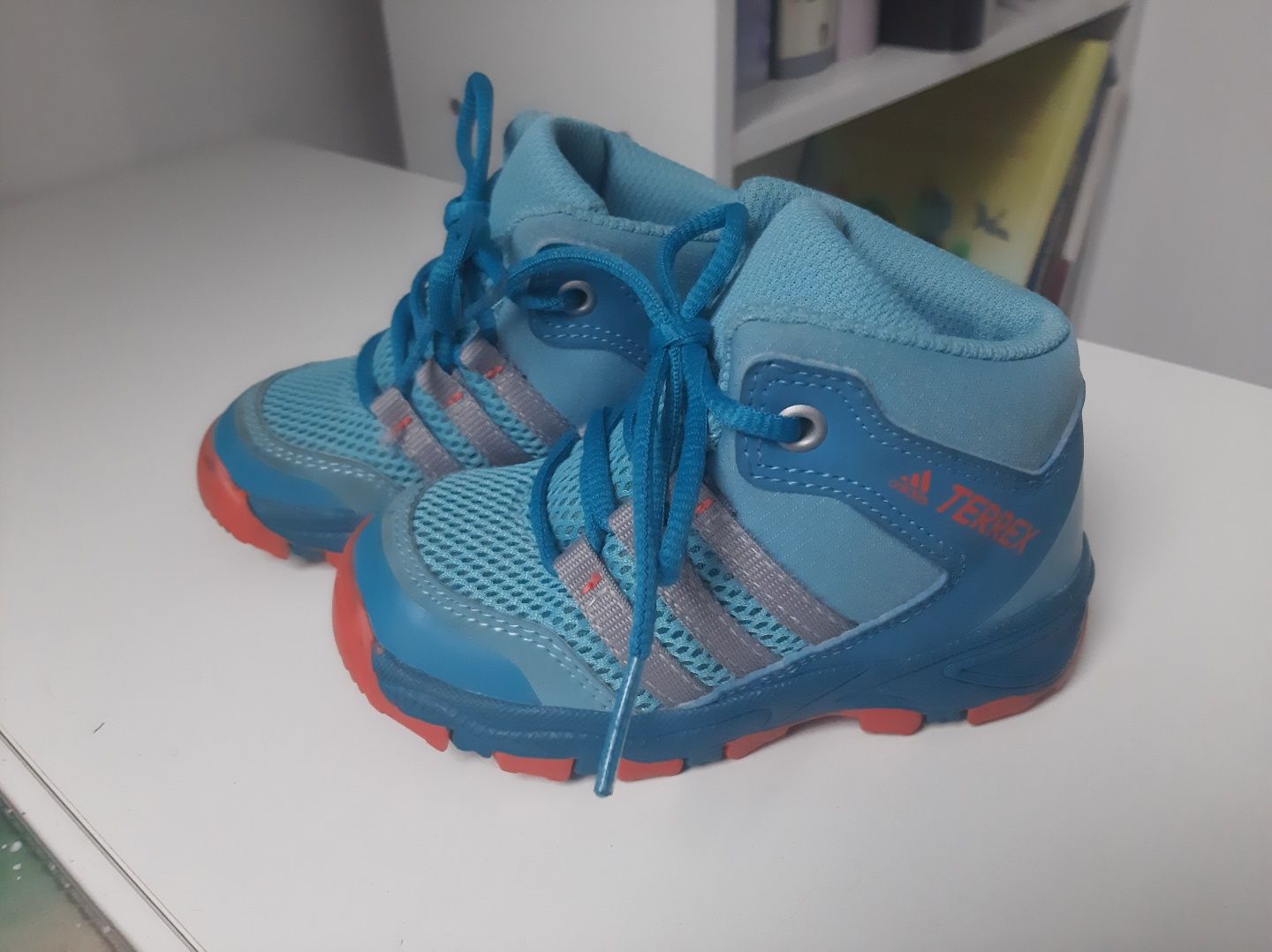 Adidasy terrex 22