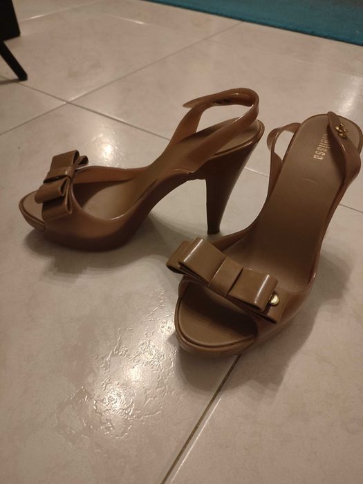 Sandálias Melissa 38