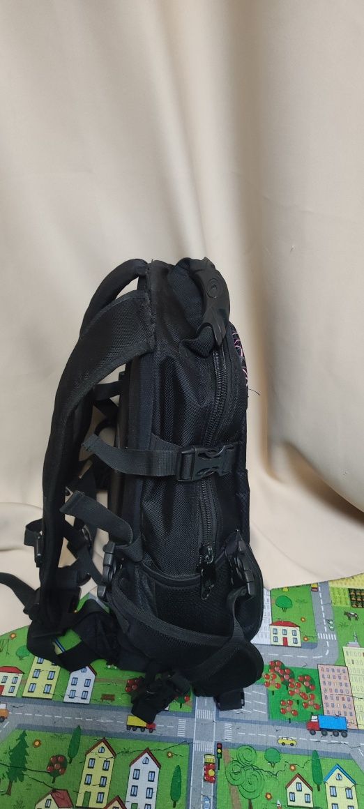 Рюкзак для роликів Flying Eagle PORTECH Backpack Medium