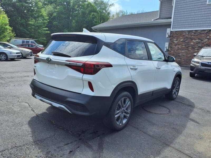 2021 Kia Seltos LX