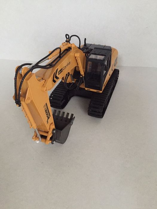 Koparka Revell Control Digger 2.0 skala 1:16 zdalnie sterowana 2,4 GHz