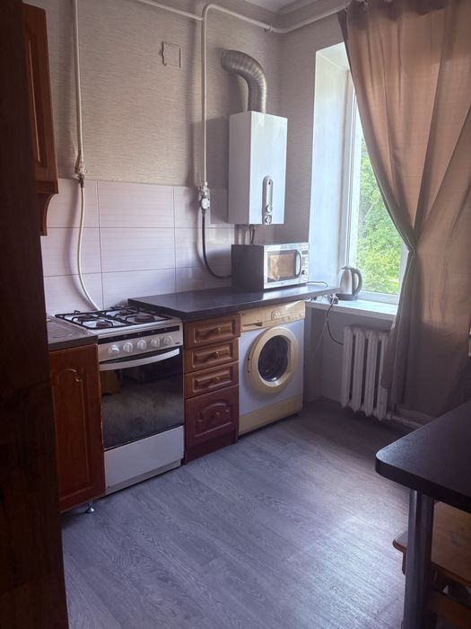 Посуточно 1а ком. Квартира на Валу .СВЕТ НЕ Выключают.