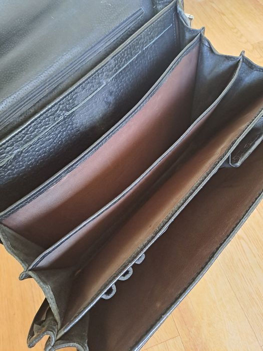 Портфель чоловічий шкіряний з ключем