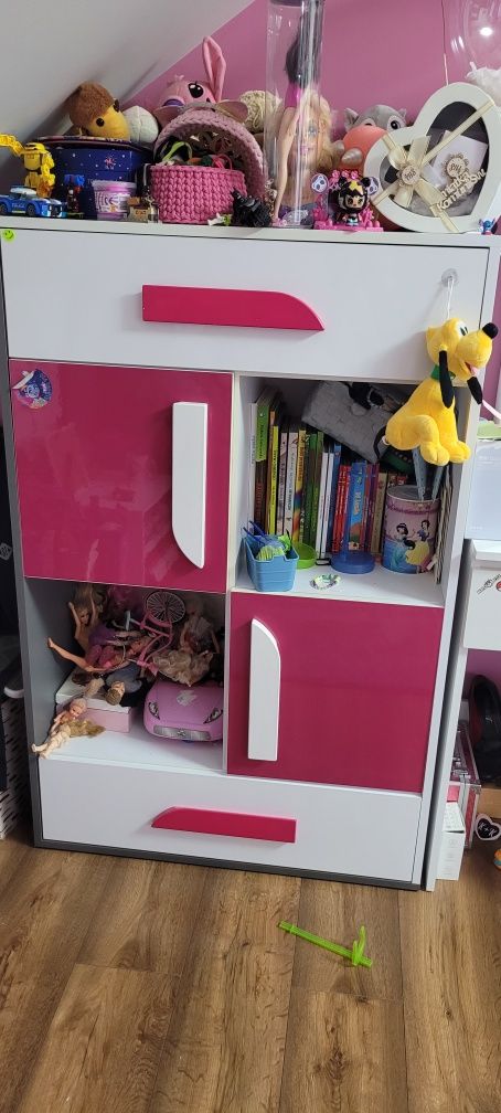 Sprzedam zestaw mebli do pokoju dziewczynki