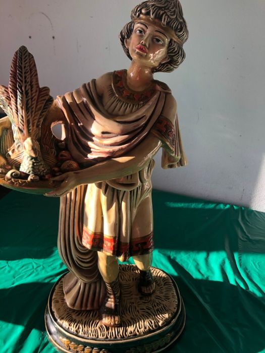 Estatueta antiga