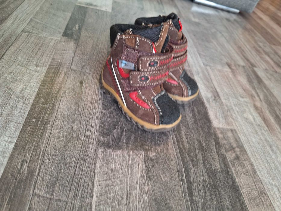 Buty rozm 20 zimowe bartek