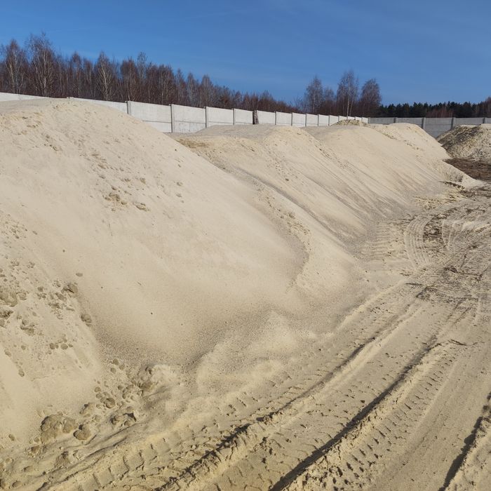 Piasek, pospuła .