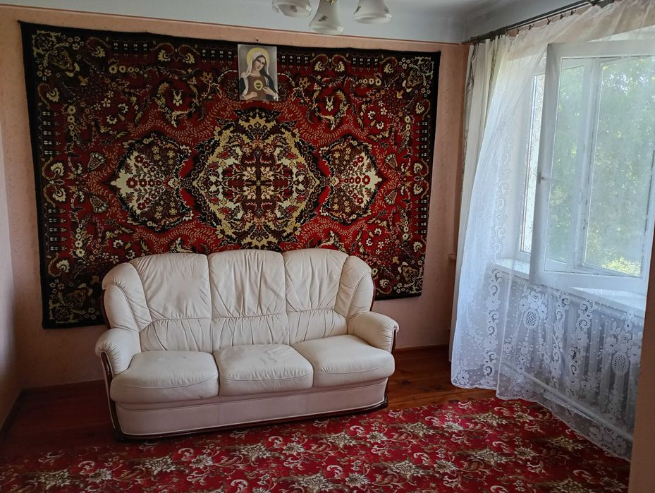 Приватний будинок в селі Підгороднє Золочівського р-ну Львівської обл.