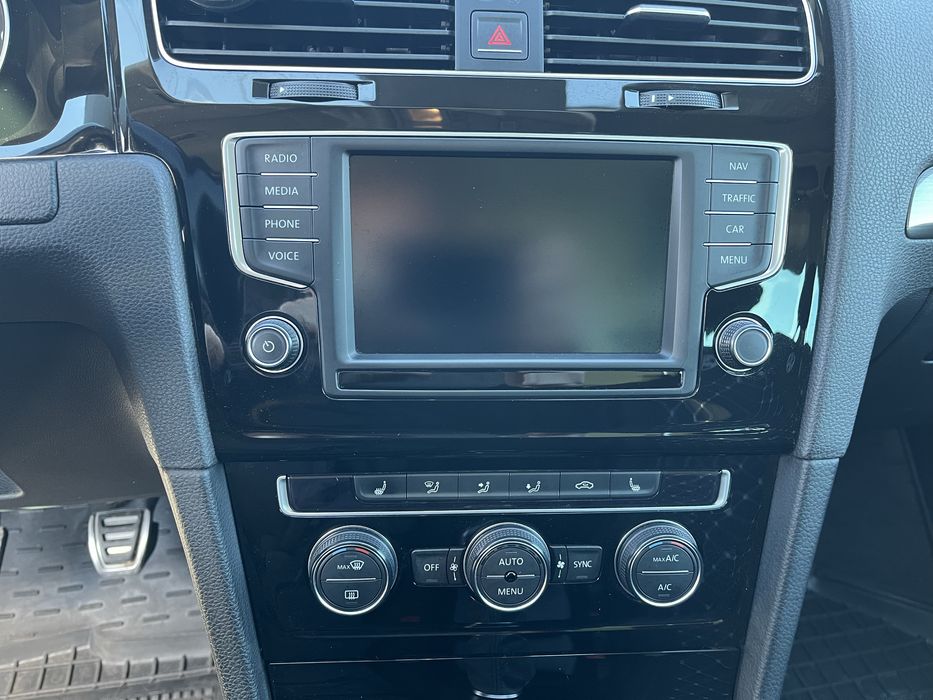 Volkswagen Golf 7 Variant 2016 • Alltrack • 1.6 TDI • Механіка