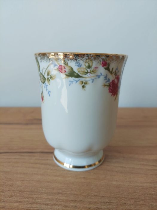 Kubki Chodzież ręcznie malowane.