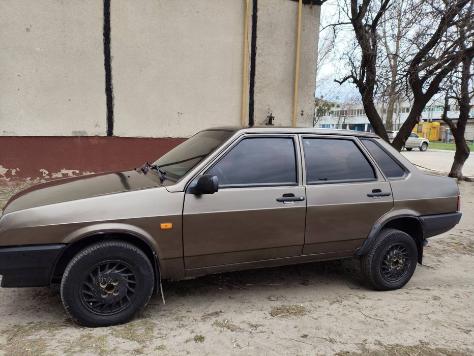 Продам ваз 21099