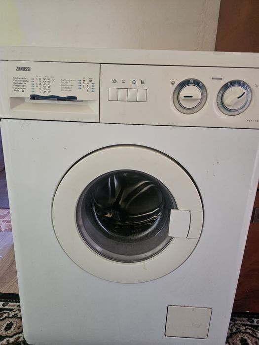 Пральна машина Zanussi