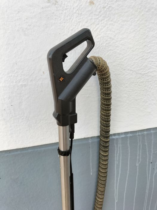 Vendo escova elétrica