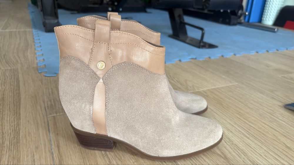 Botins Guess 37/38