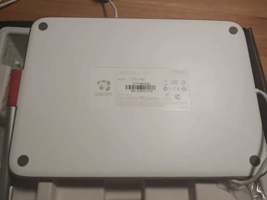 GRAFICZNY Tablet Bamboo Wacom Fun Pen & Touch CTH-461