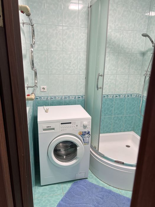 Здам 3 км. кв жд,авто вокзали. в центрі міста по добово 1300 за добу.