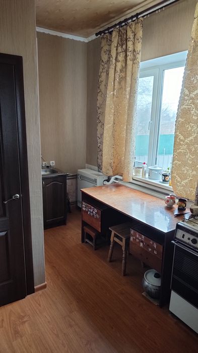 Продам пів будинку с. Гламазди. Власник.