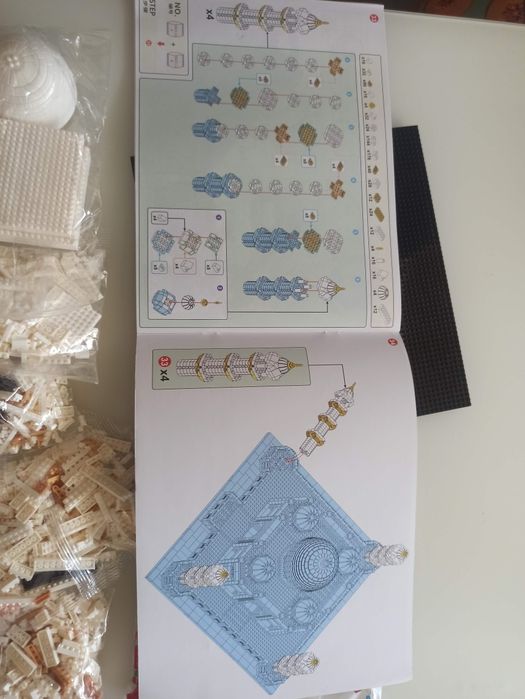 Lego museu Louvre Paris / taj mahal