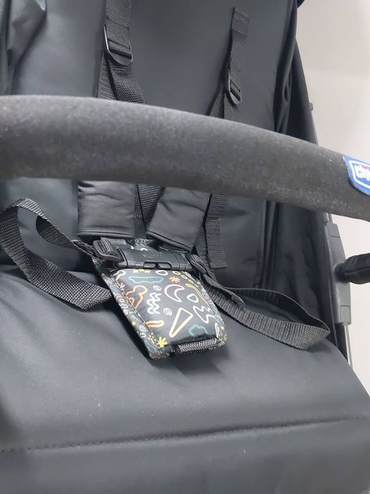 Chicco Glee Kompaktowy Wózek Spacerowy Do 22 Kg - Playful Black