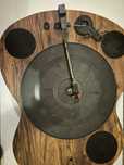 Gramofon w kształcie gitary