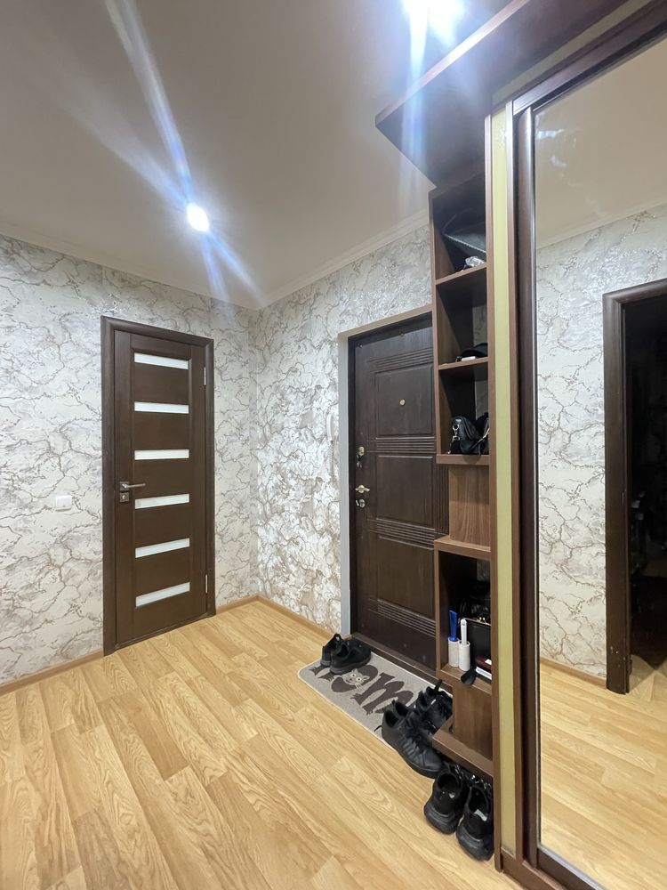 Без КОМІСІЇ для Покупця! Продам власну 2 кімнатну квартиру! ВЛАСНИК!