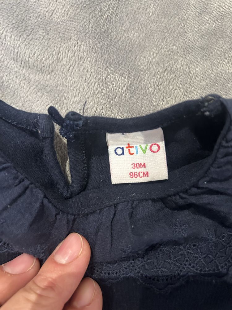 Lote 3 pecas de 3 anos Ativo