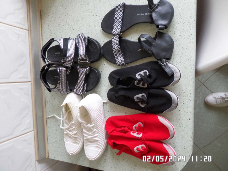 Zestaw letnich butów roz 34/35/36  15 sztuk za 70zł