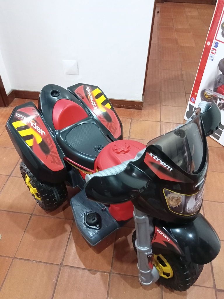 Mota elétrica criança