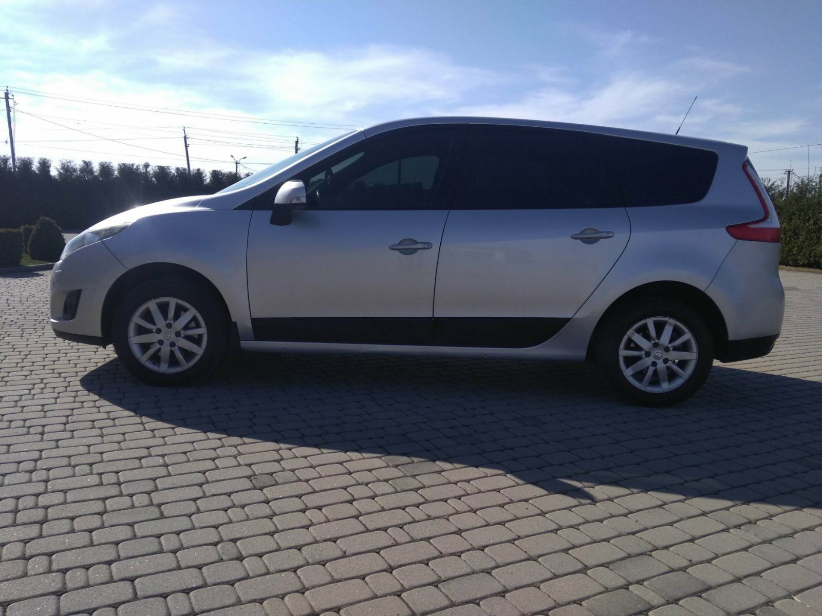 Продам Renault grand scenic