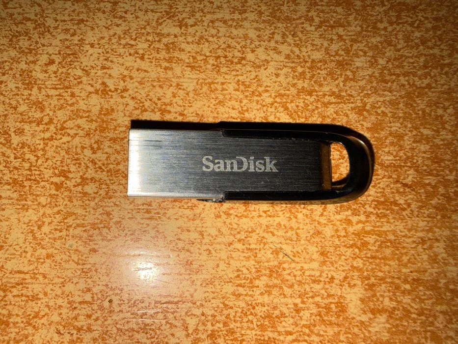 Najnowszy Instalator systemu macOS Tahoe usb