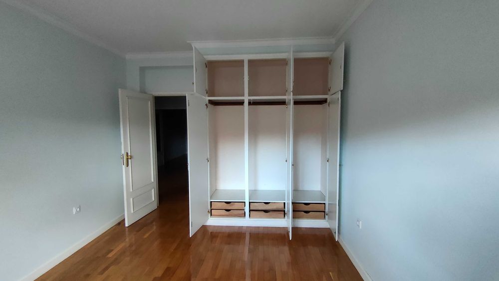 Alugo T1 em Vila Real